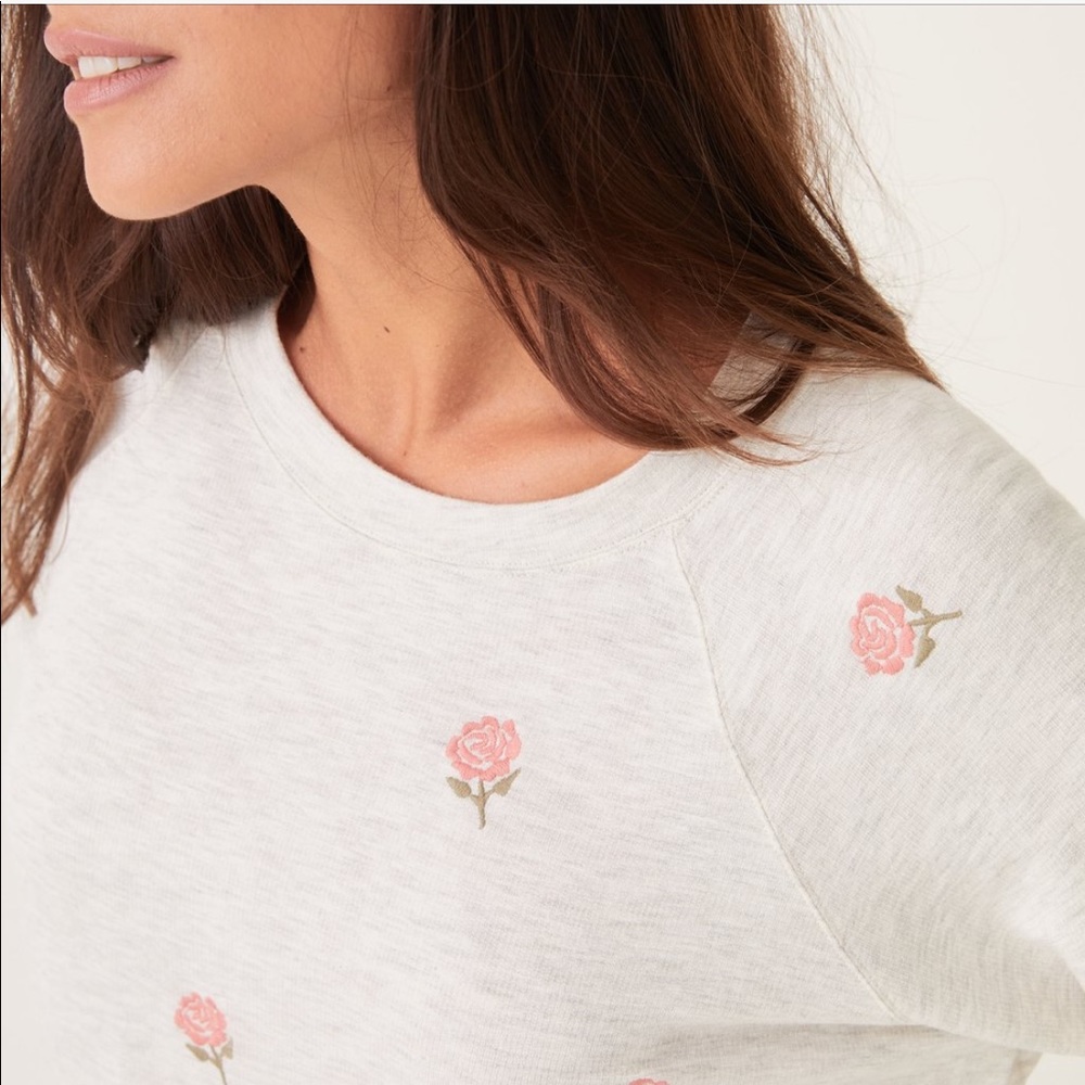 Free People X Monrow Rose Embroidered Raglan Ash Grey Sweater NWT M - Picture 2 of 4